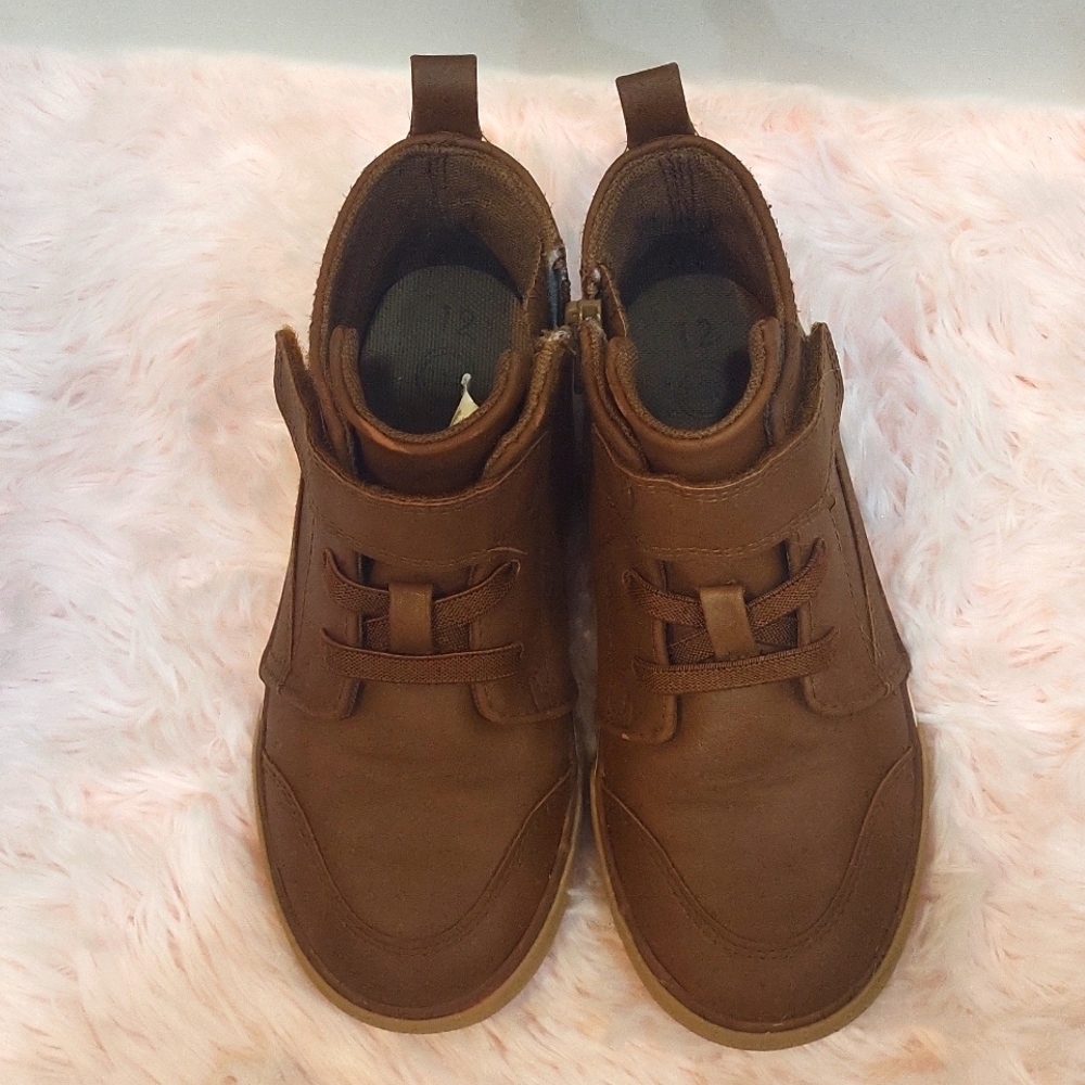 Boys leather booties Size 12 EUC dress casual winter shoes for kids